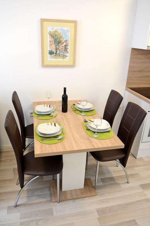 Apartments Borna Загреб Экстерьер фото