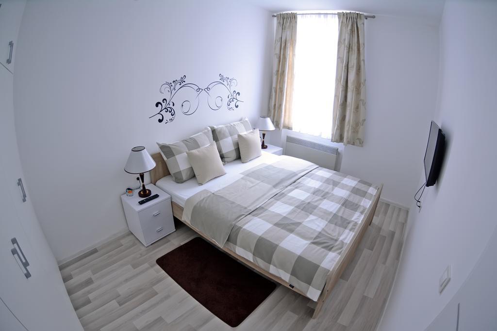 Apartments Borna Загреб Экстерьер фото