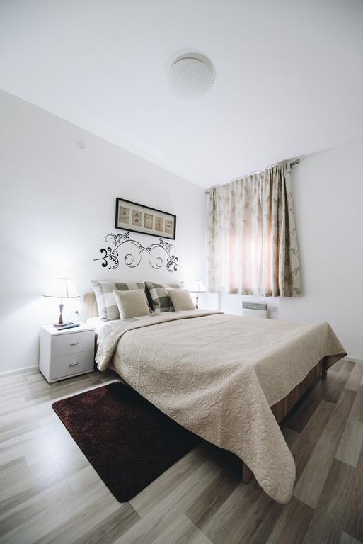 Apartments Borna Загреб Экстерьер фото