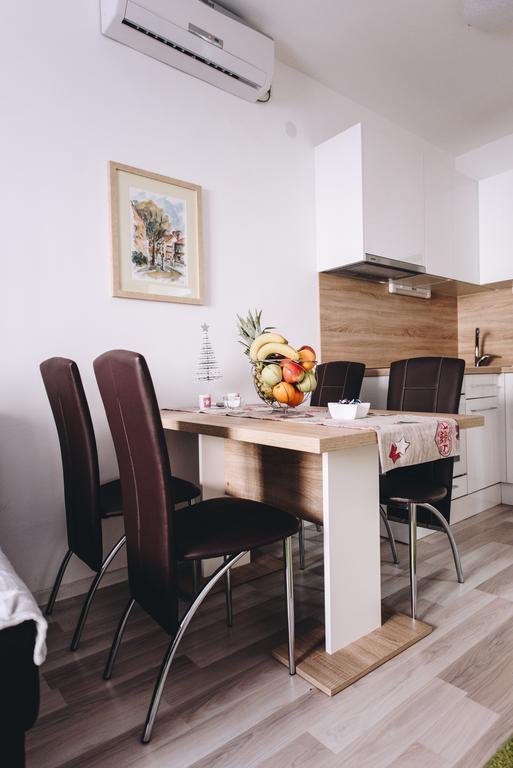 Apartments Borna Загреб Экстерьер фото